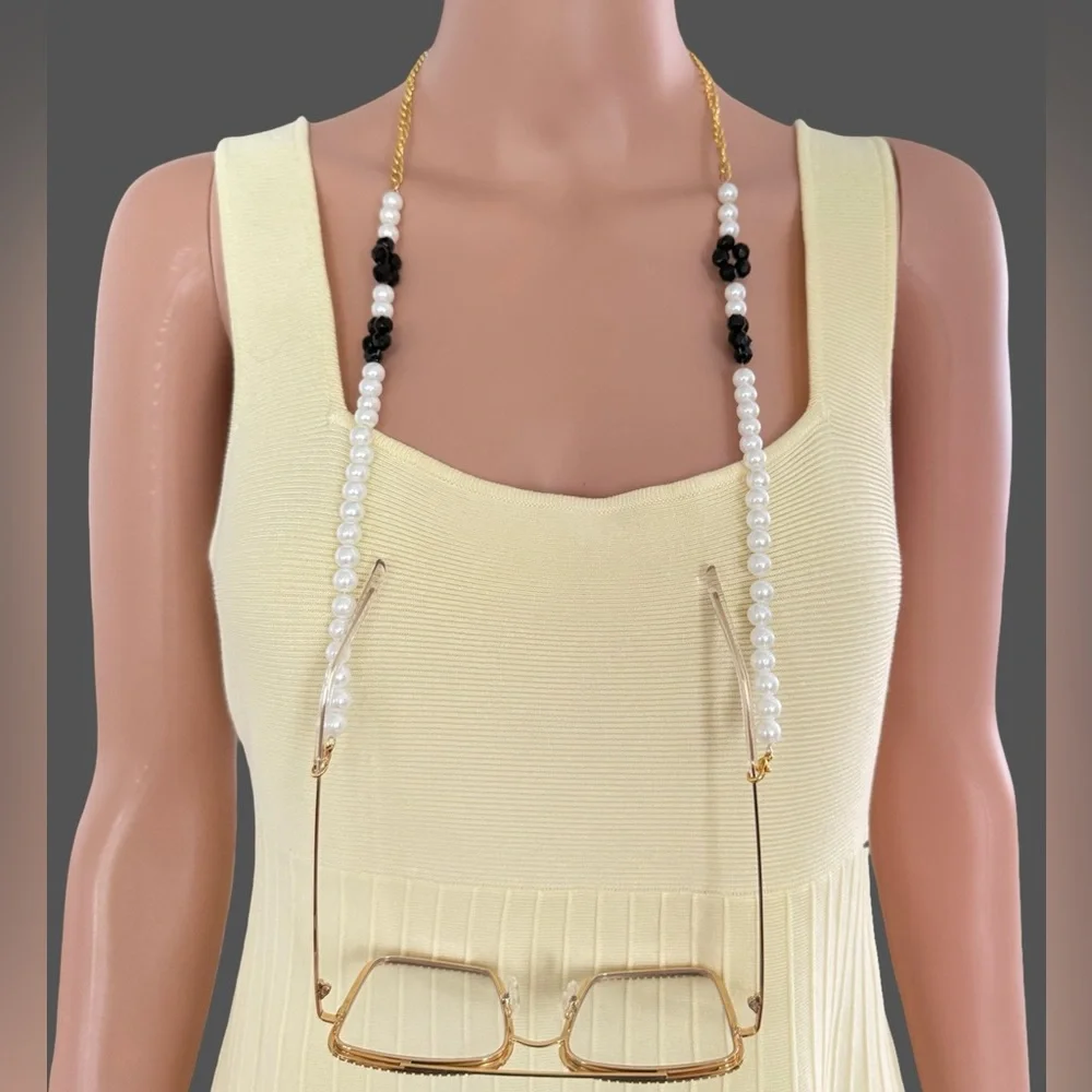 FAUX PEARL BEADED EYEGLASS CHAIN EYEGLASS HOLDER LANYARD - Picture 2 of 2